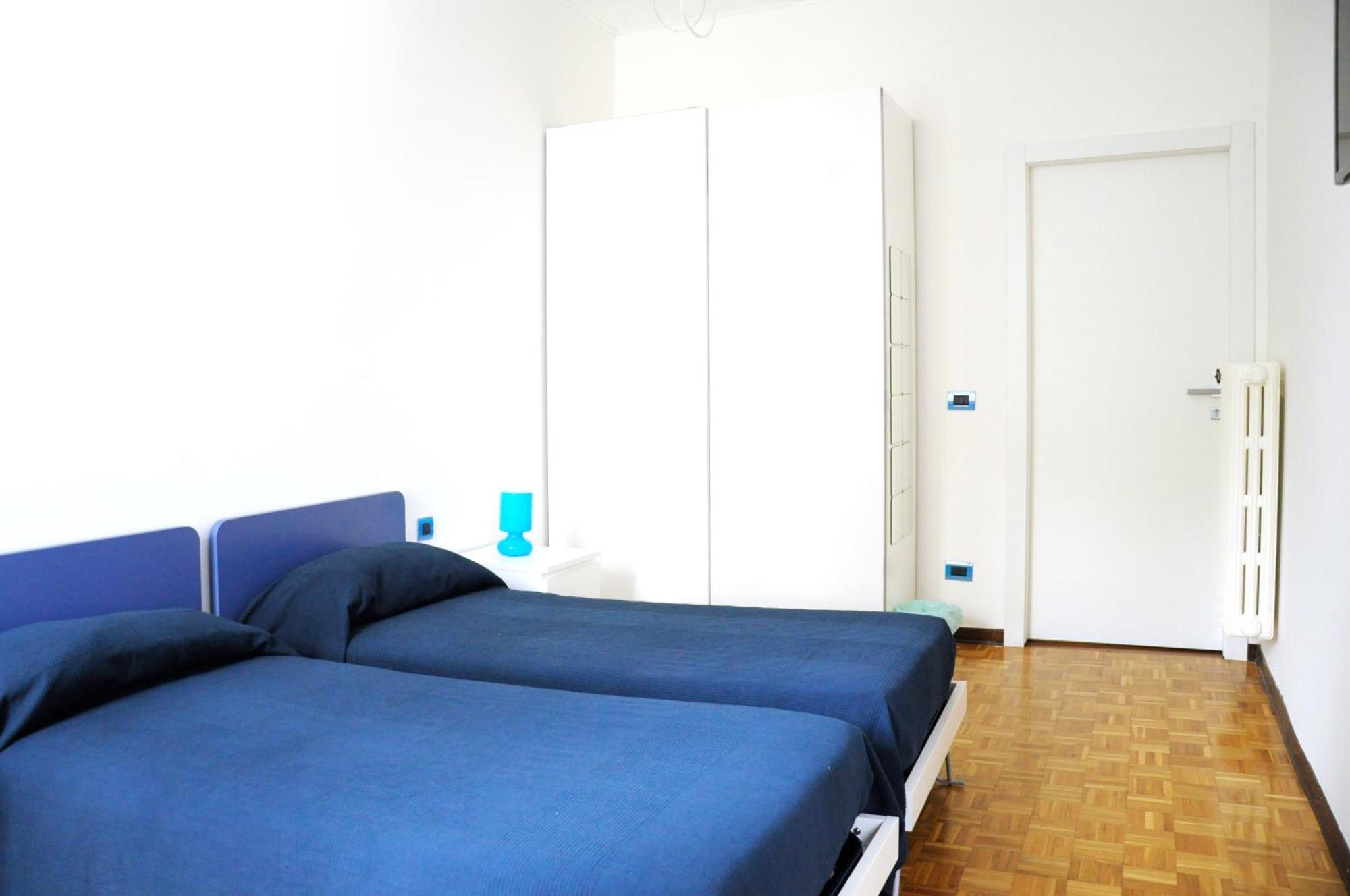 B&B Trieste Plus Bagian luar foto