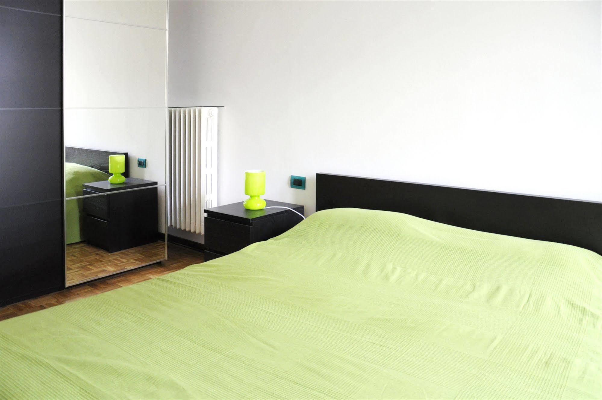 B&B Trieste Plus Bagian luar foto
