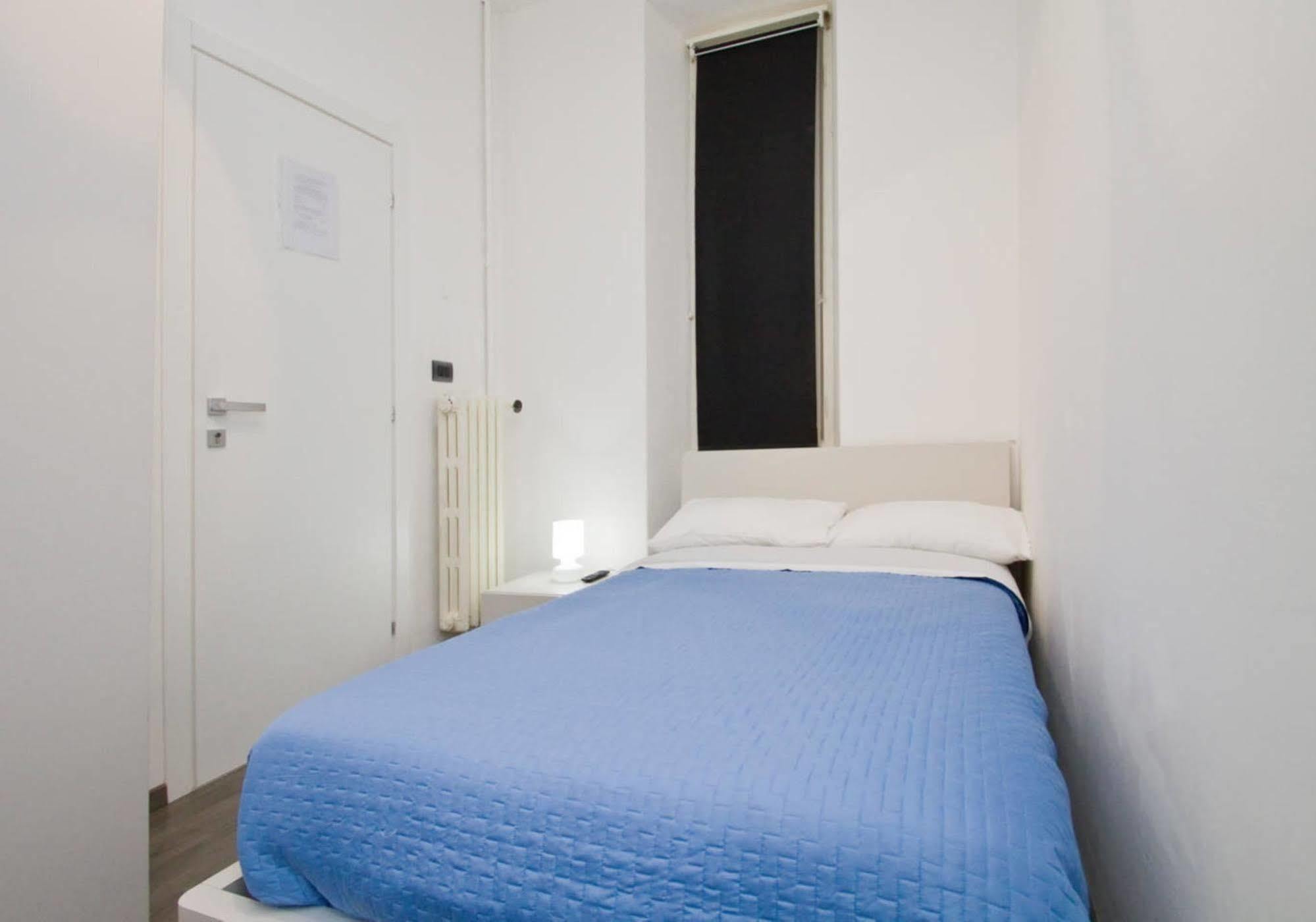 B&B Trieste Plus Bagian luar foto